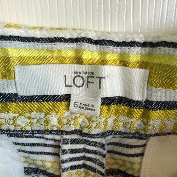 Ann Taylor LOFT The Riviera Short Size 6 Yellow Boho Tribal Stripes Brocade - Picture 2 of 8